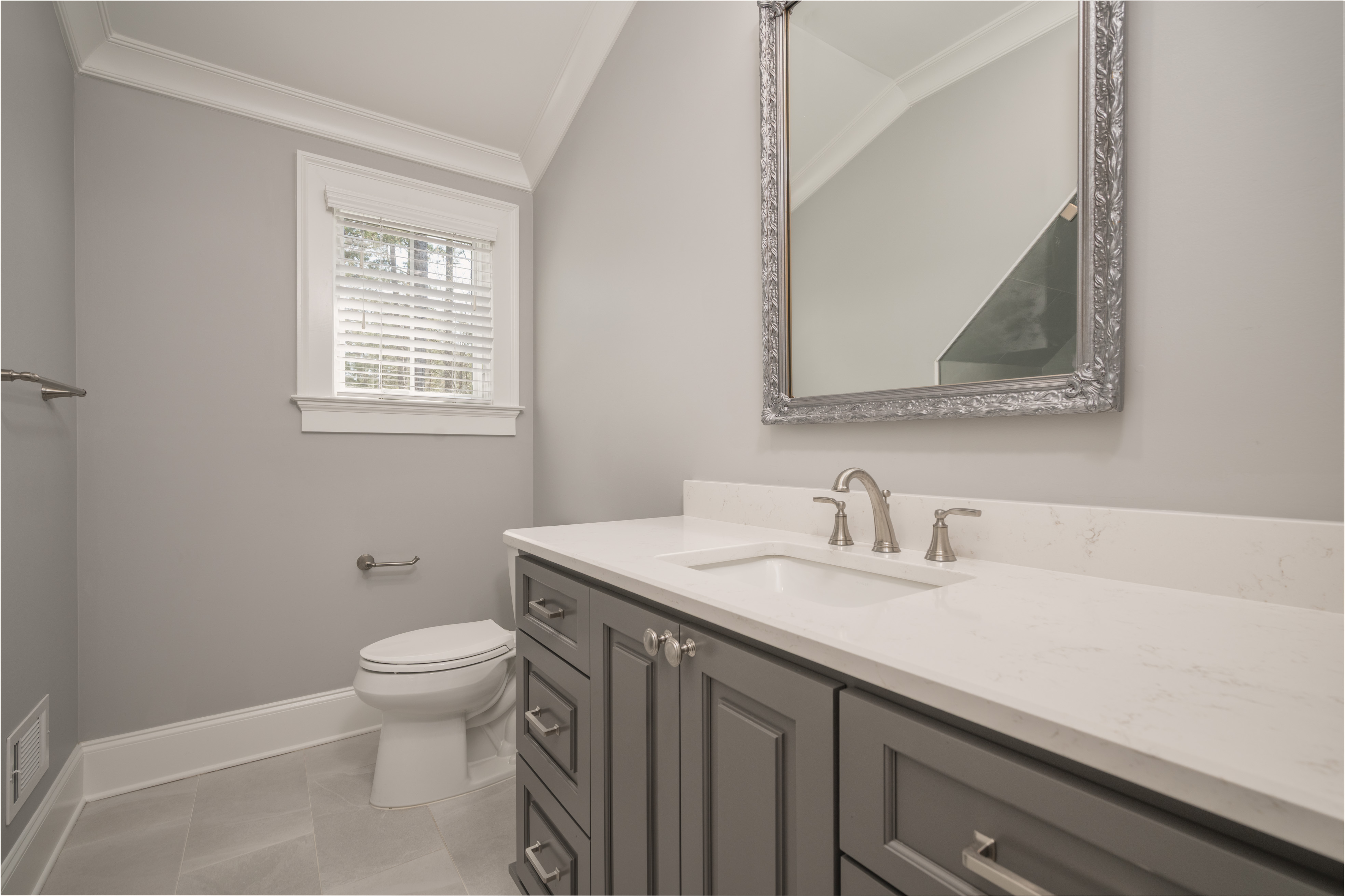 1100 Fox Bend image 47